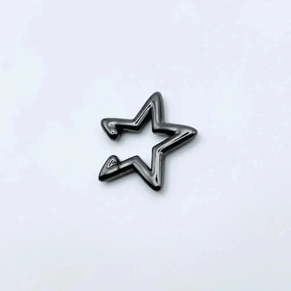 Star Ear Cuff​ - Picture 1 of 1